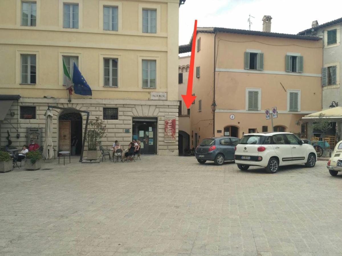 Il Cortiletto Casa Vacanza Trevi Exterior photo